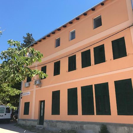 Apartment Bilo Omis Exterior photo