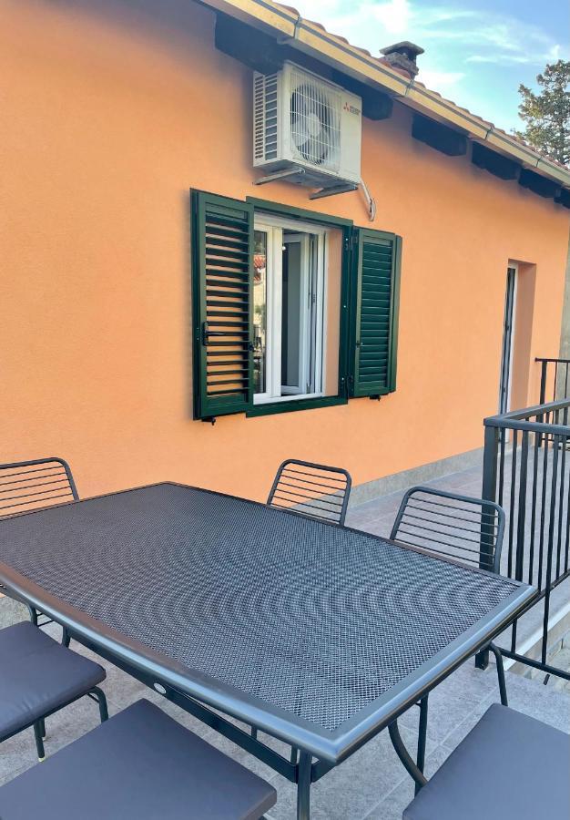 Apartment Bilo Omis Exterior photo