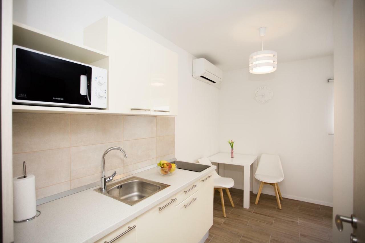 Apartment Bilo Omis Exterior photo